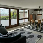 Panoramic Ocean Views With Private Coast Semesterbostad